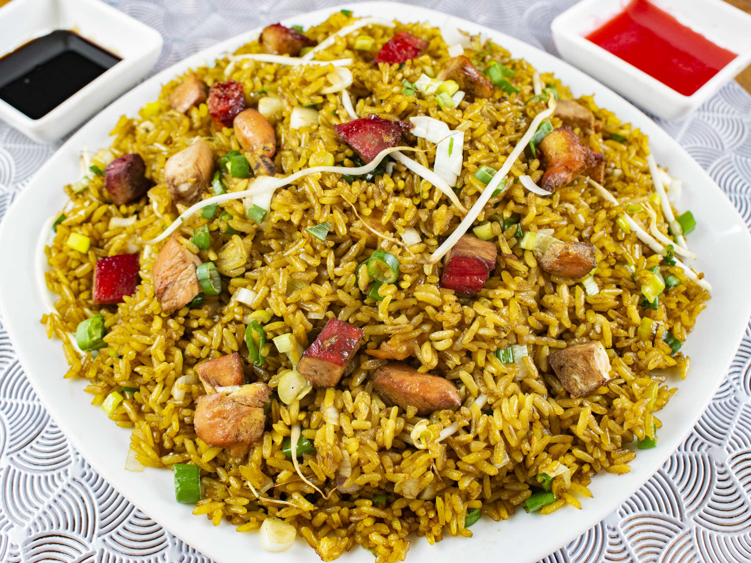Arroz Con Cerdo y Pollo Grande