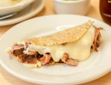 Taco Oriental con Queso