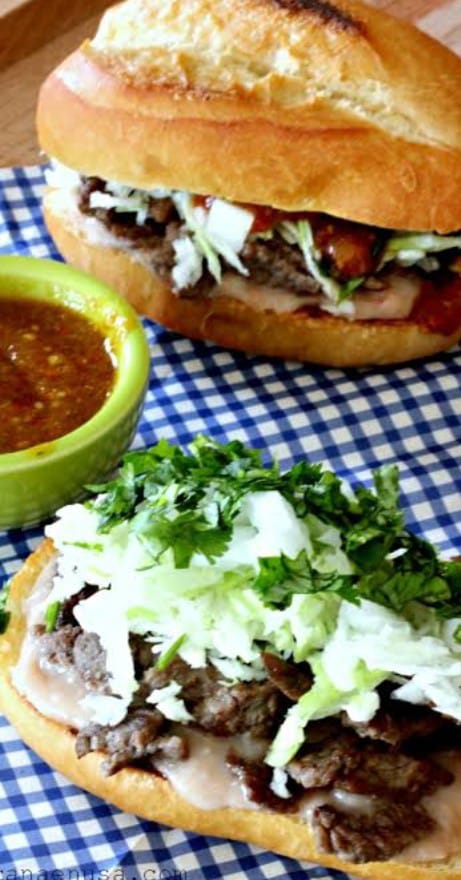 Tortas con Asada
