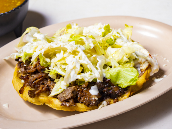 Sope con Carne