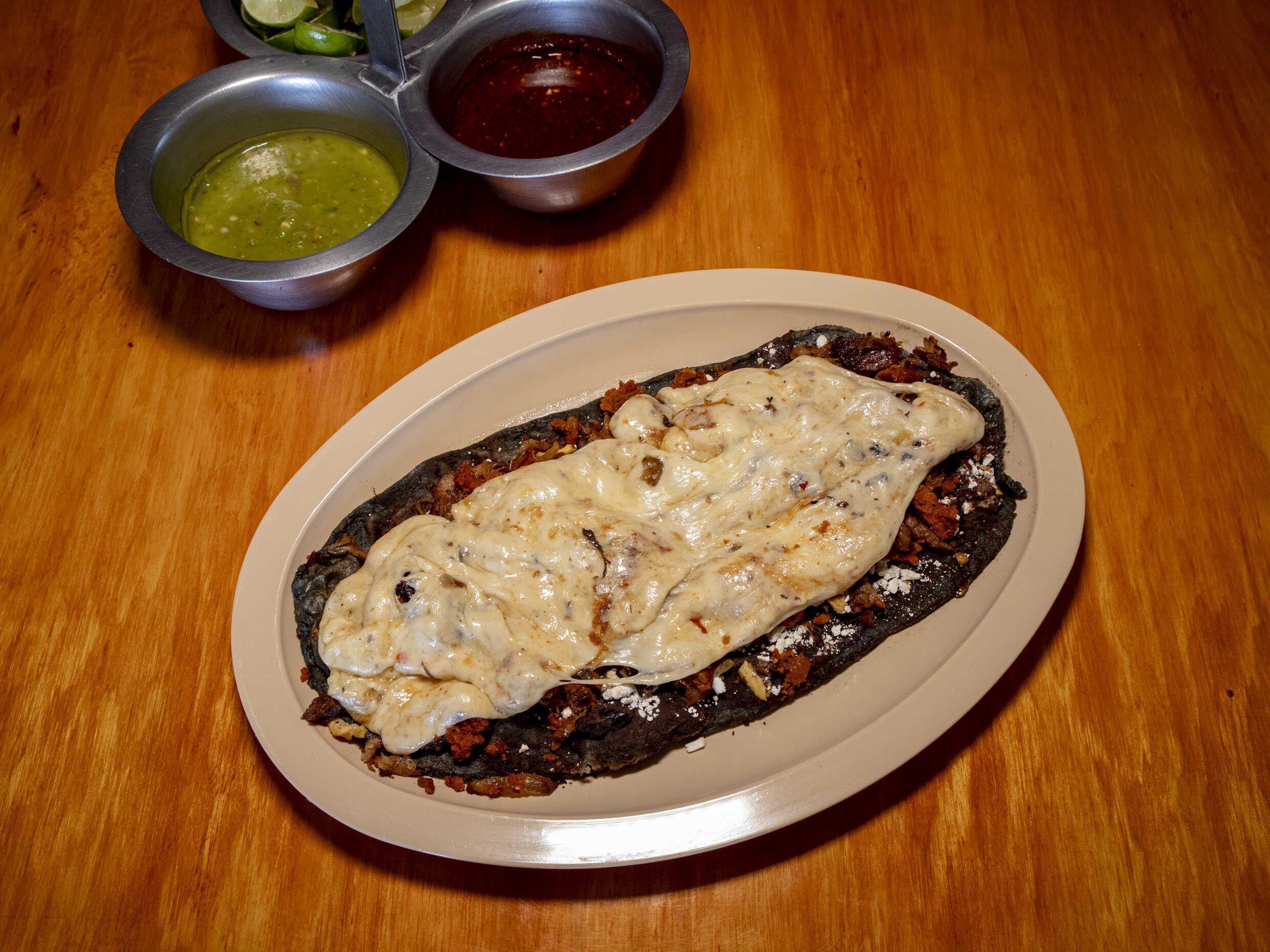 Huarache con Queso Oaxaca