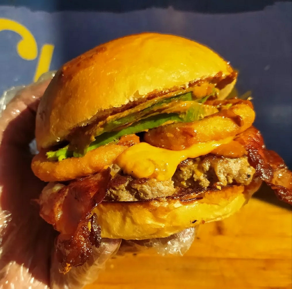 Combo Número 1 Burger Lulú+Coca Cola