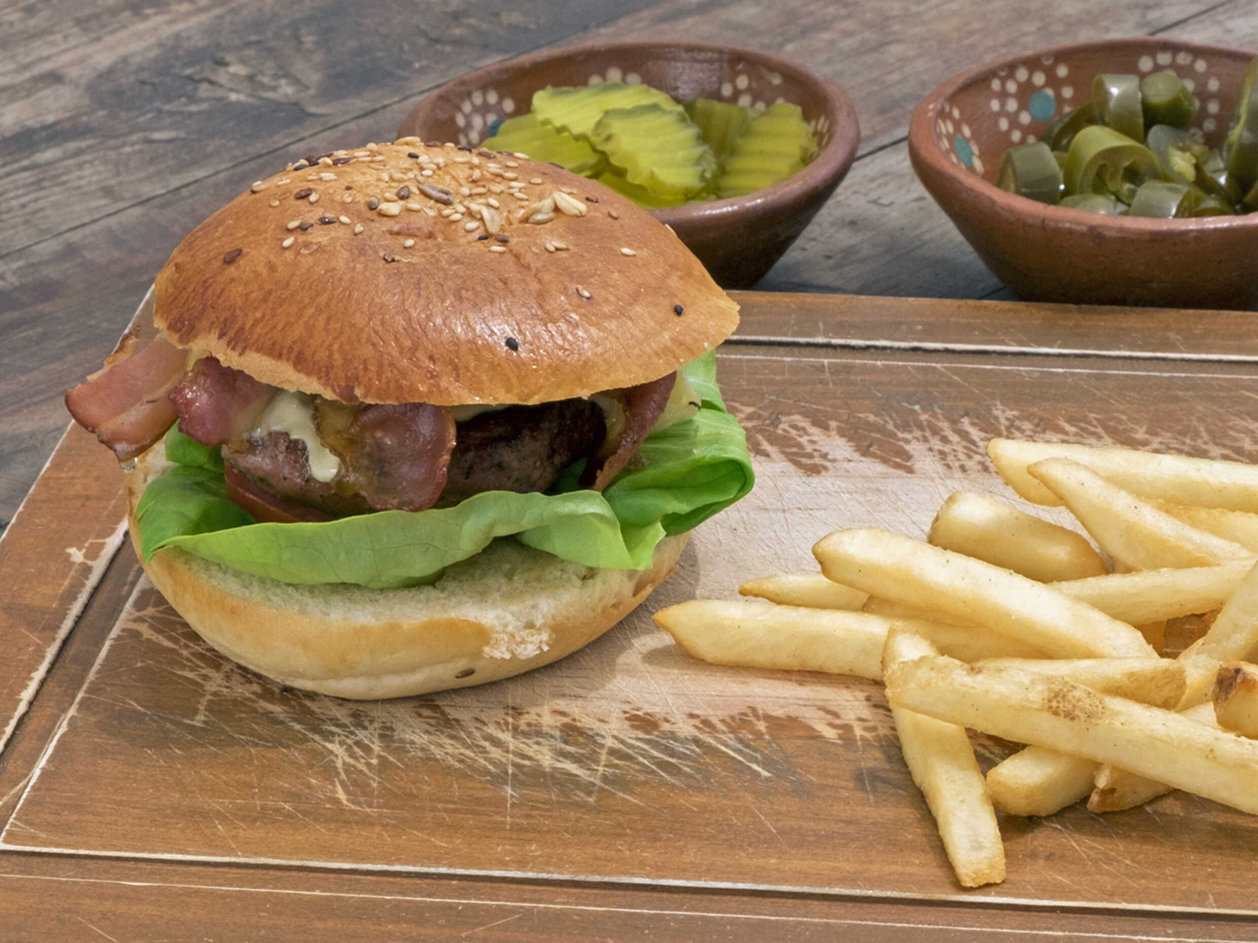Hamburguesa Tocino + Papas