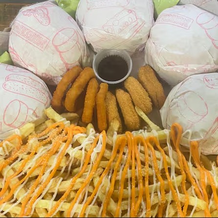 5 X tudos + batatas com cheddar e catupiry + nuggets + anel de cebola + guaraná de 2L