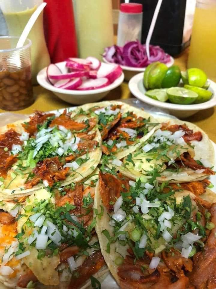 Orden de 5 Tacos al Pastor