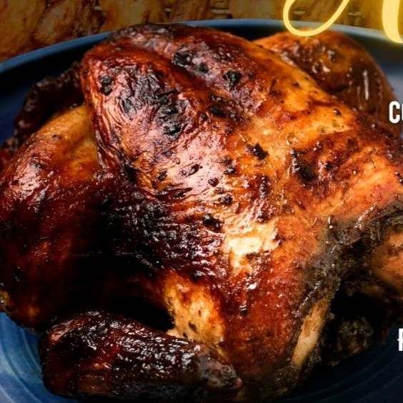 Frango Assado com batata, linguiça e farofa + Coca-Cola de 2l