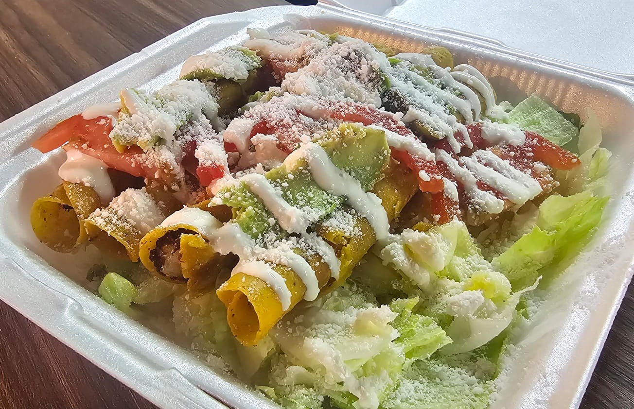 Flautas de Carne 4 Pzas