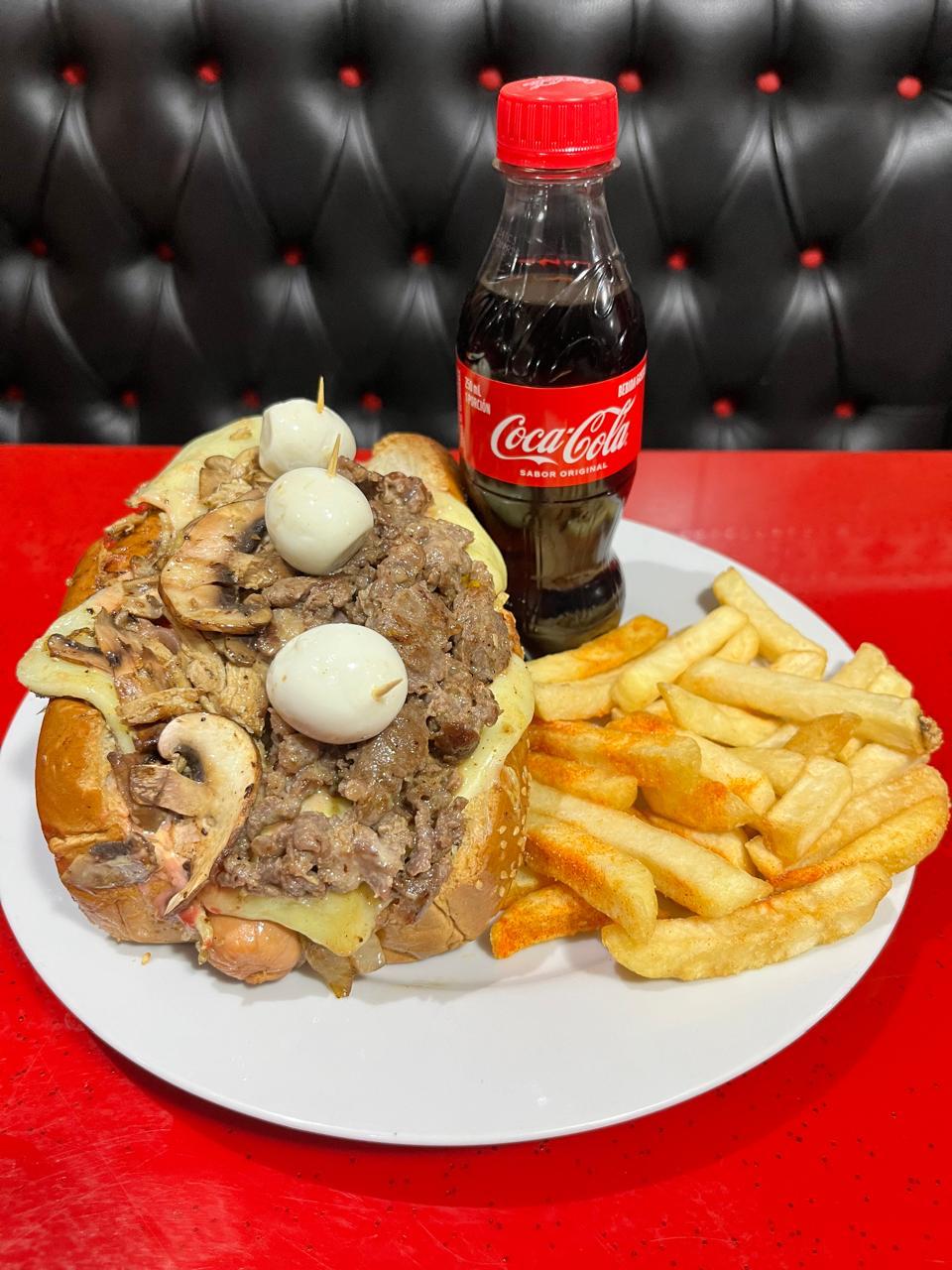 Combo Perro Megaperro + Francesa+Gaseosa.