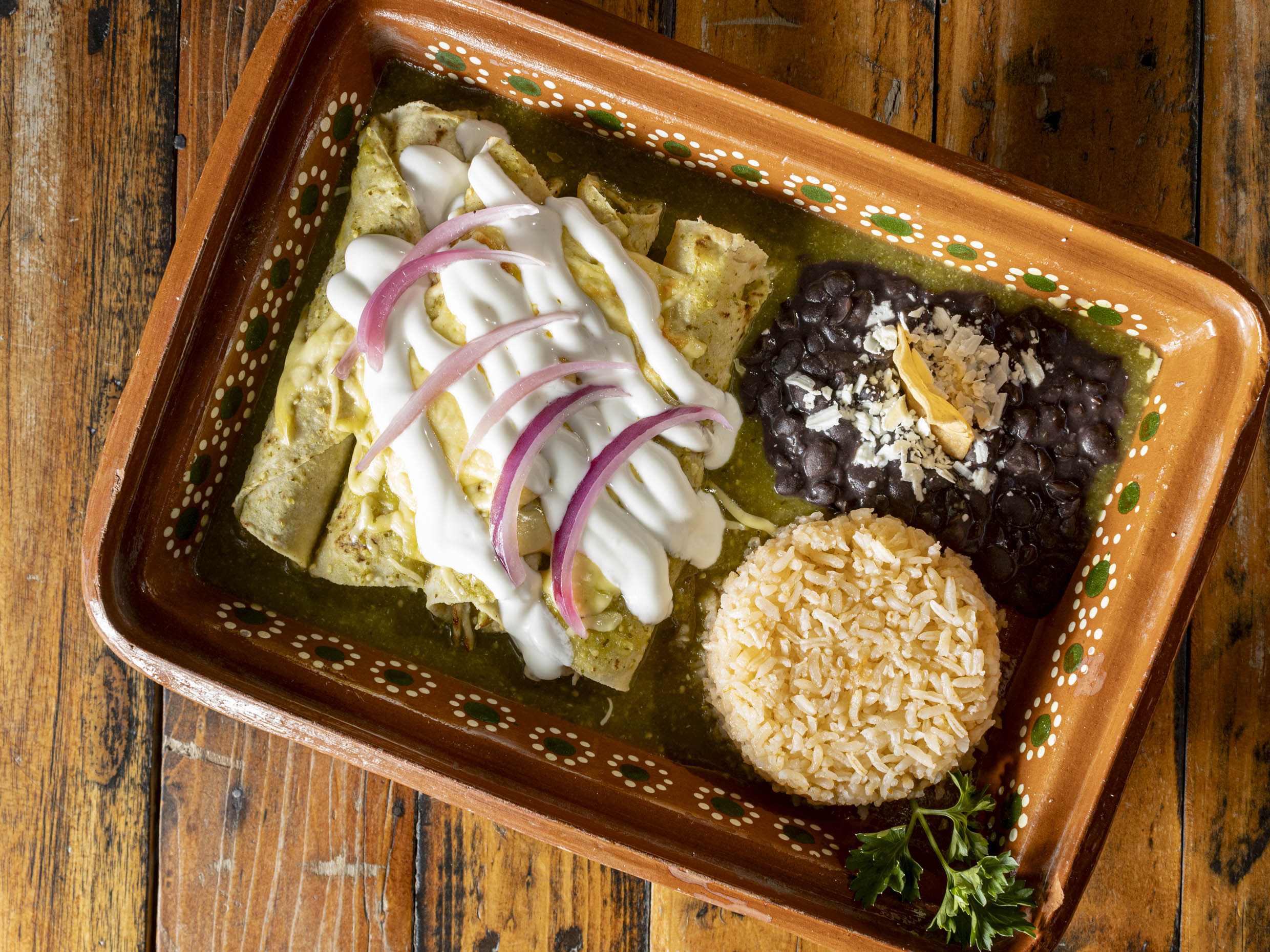 Enchiladas verdes de pollo