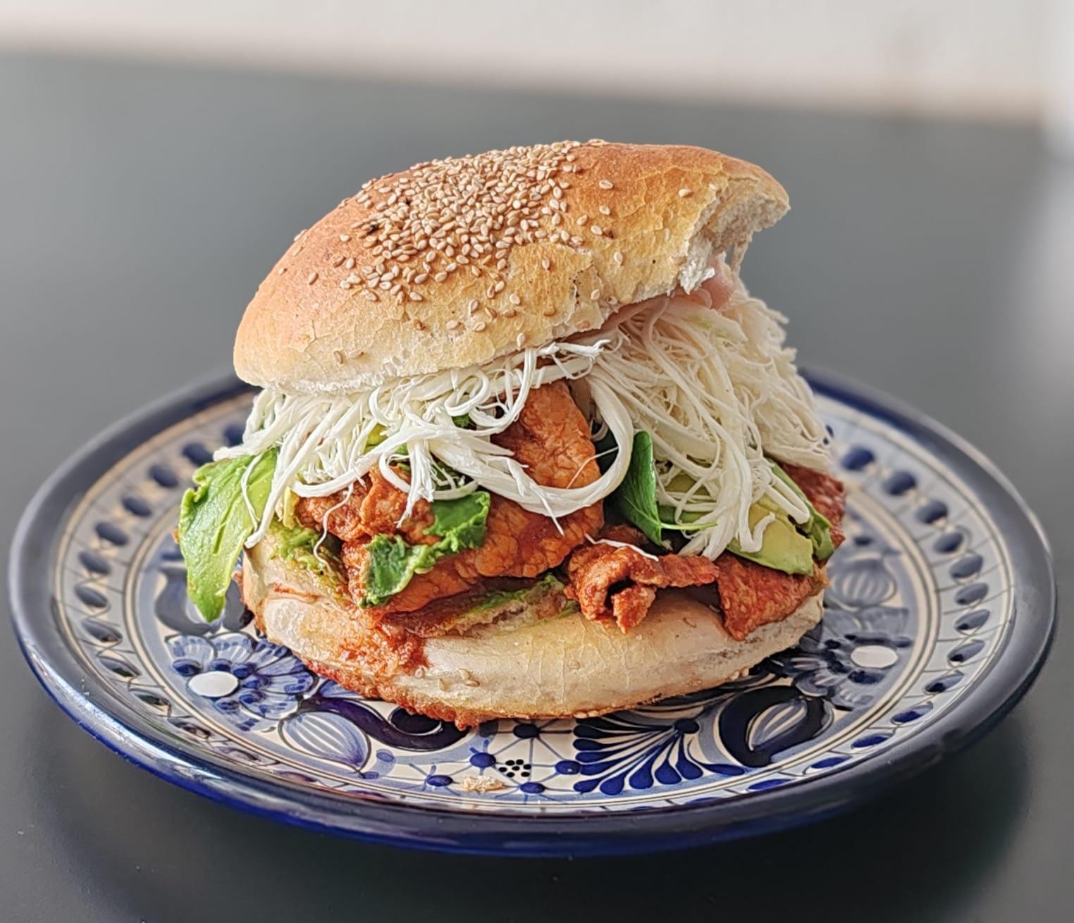 🤑 Cemita de Carne Enchilada