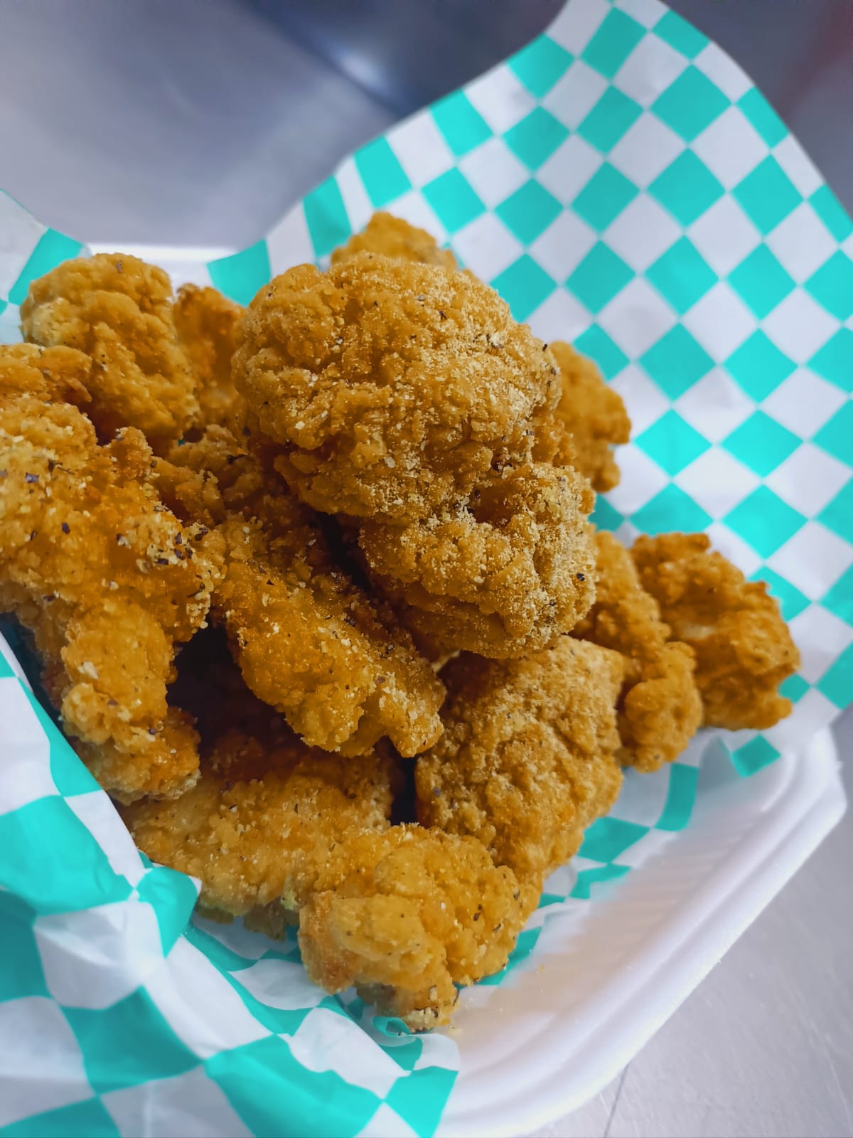 BONELESS LEMON PEPPER