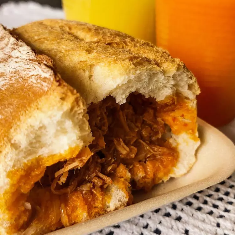 Bolillo de Guisados