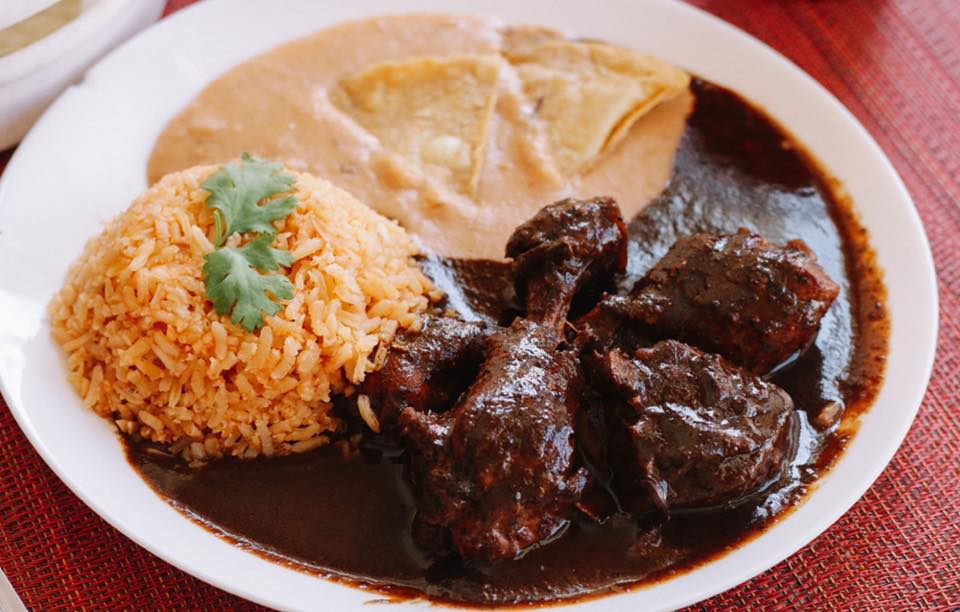 Pollo en Mole