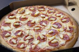 Pizza de Pepperoni y Piña