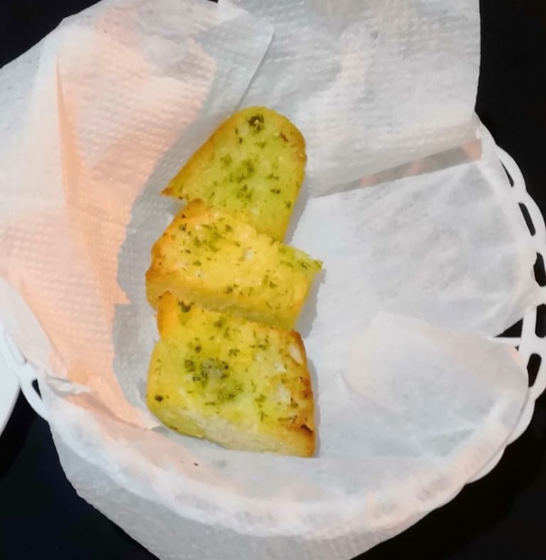 Pan con Ajo