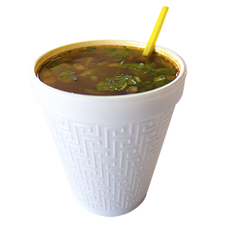 Vaso con Consomé de Birria
