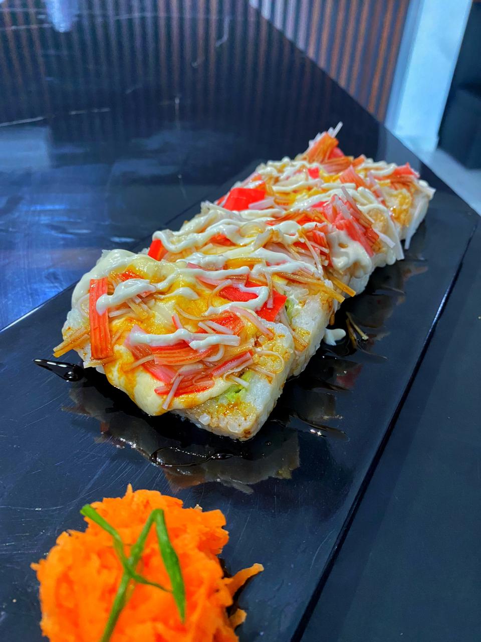Sushi Paloma Roll
