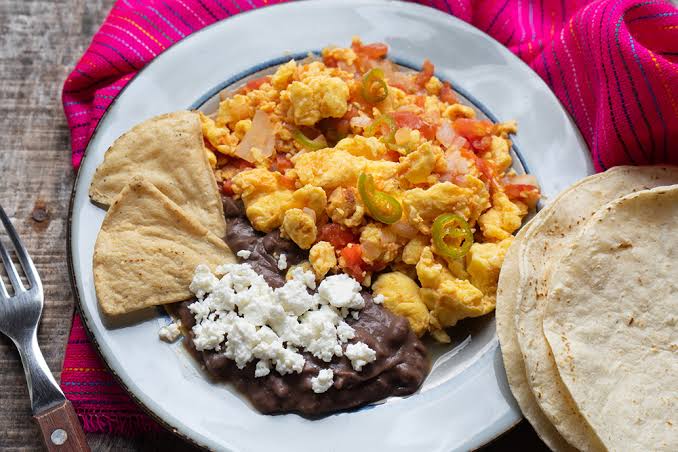 Orden de huevo a la mexicana