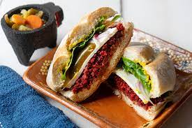 Torta de Huevo con Chorizo