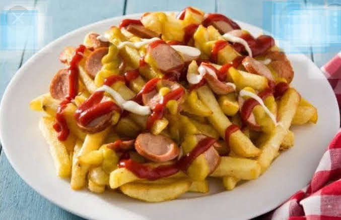 Salchipapas