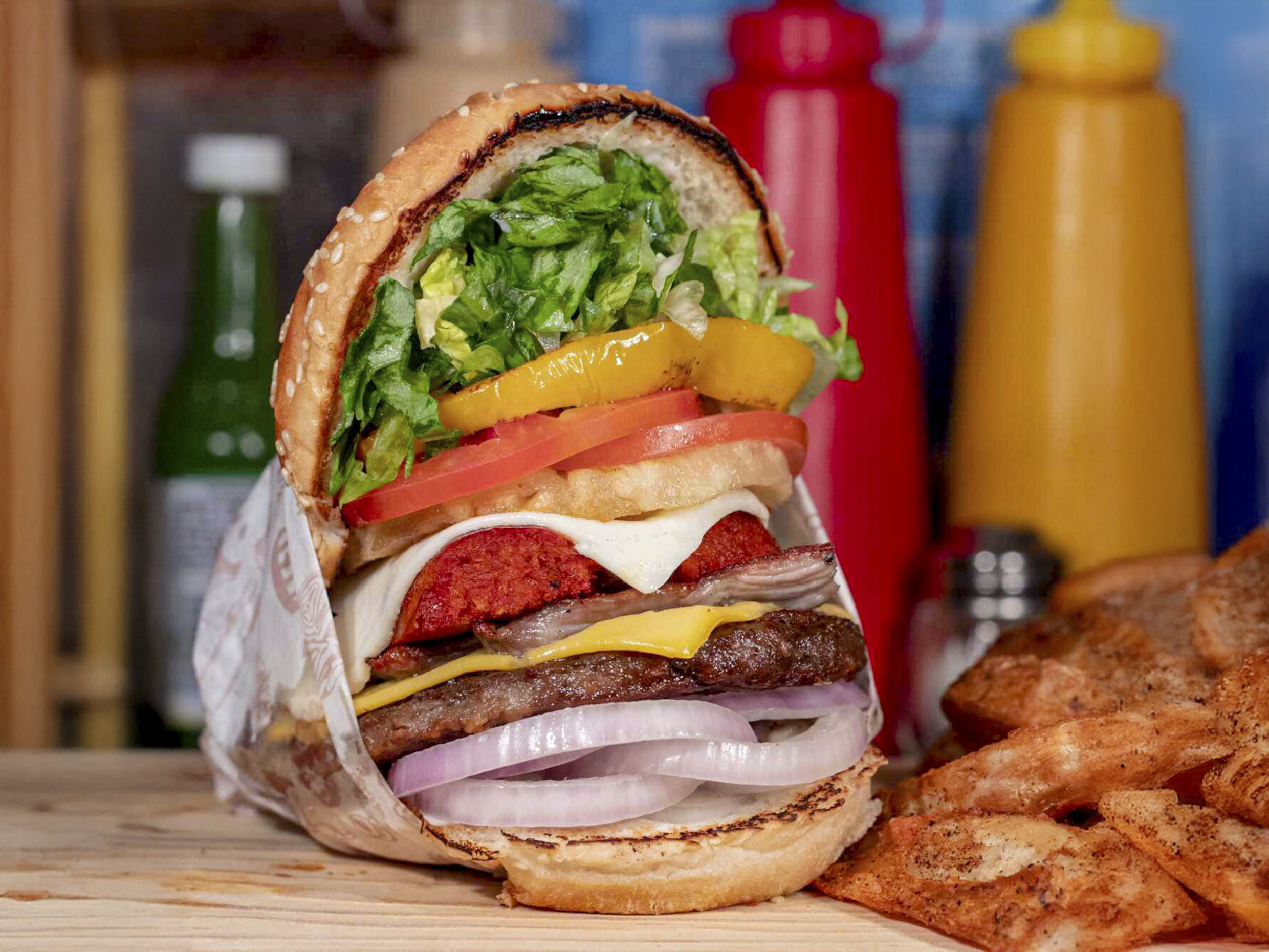 Hamburguesa La Tizne Con Papas Gajo