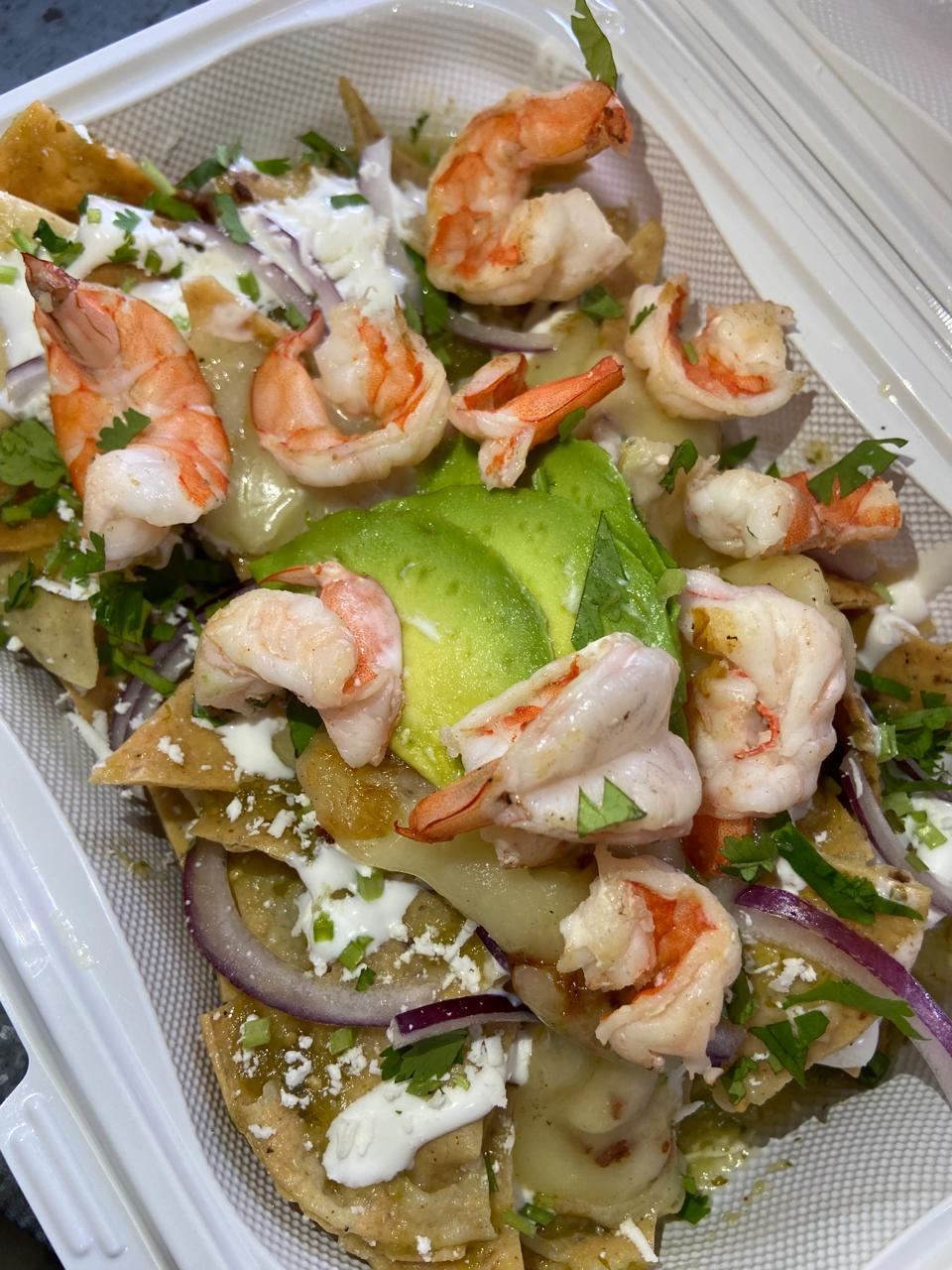 Chilaquiles Verdes Especiales con camarones