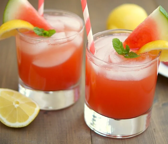 Jugo de Sandía, Fresa y Limón