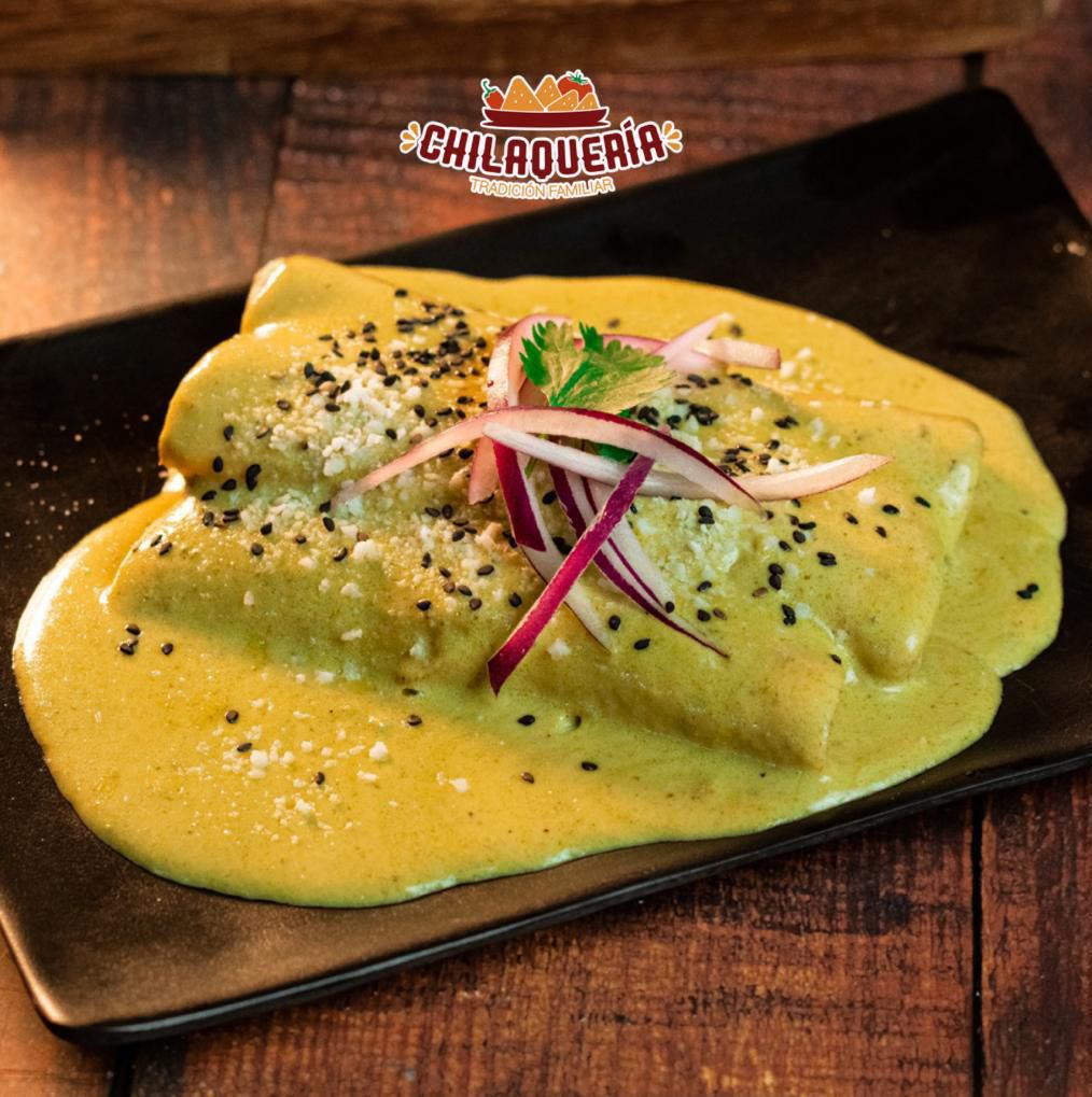 Enchiladas Crema Poblana 4 Piezas
