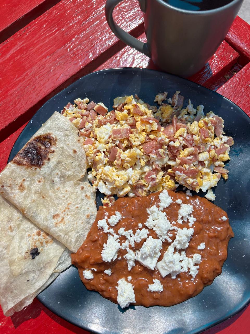 Huevo con Jamón