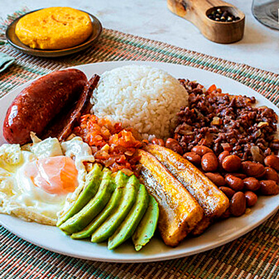 Viernes de Bandeja Paisa