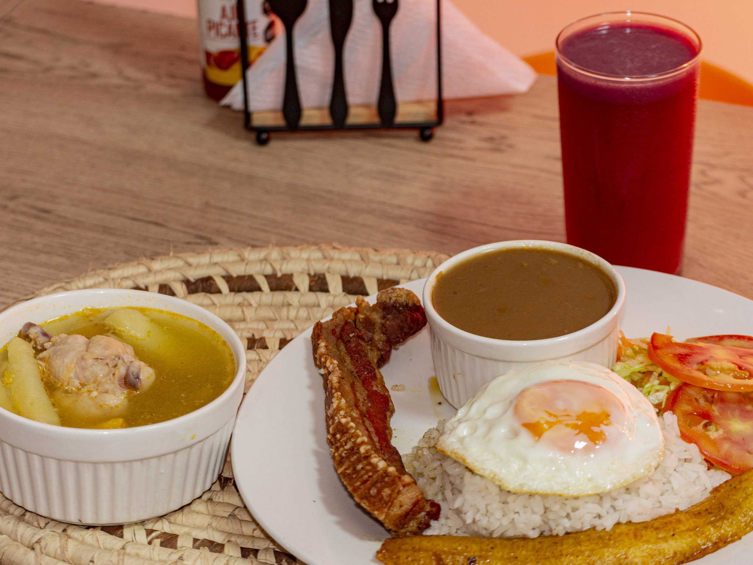 Almuerzo Ejecutivo Chicharron