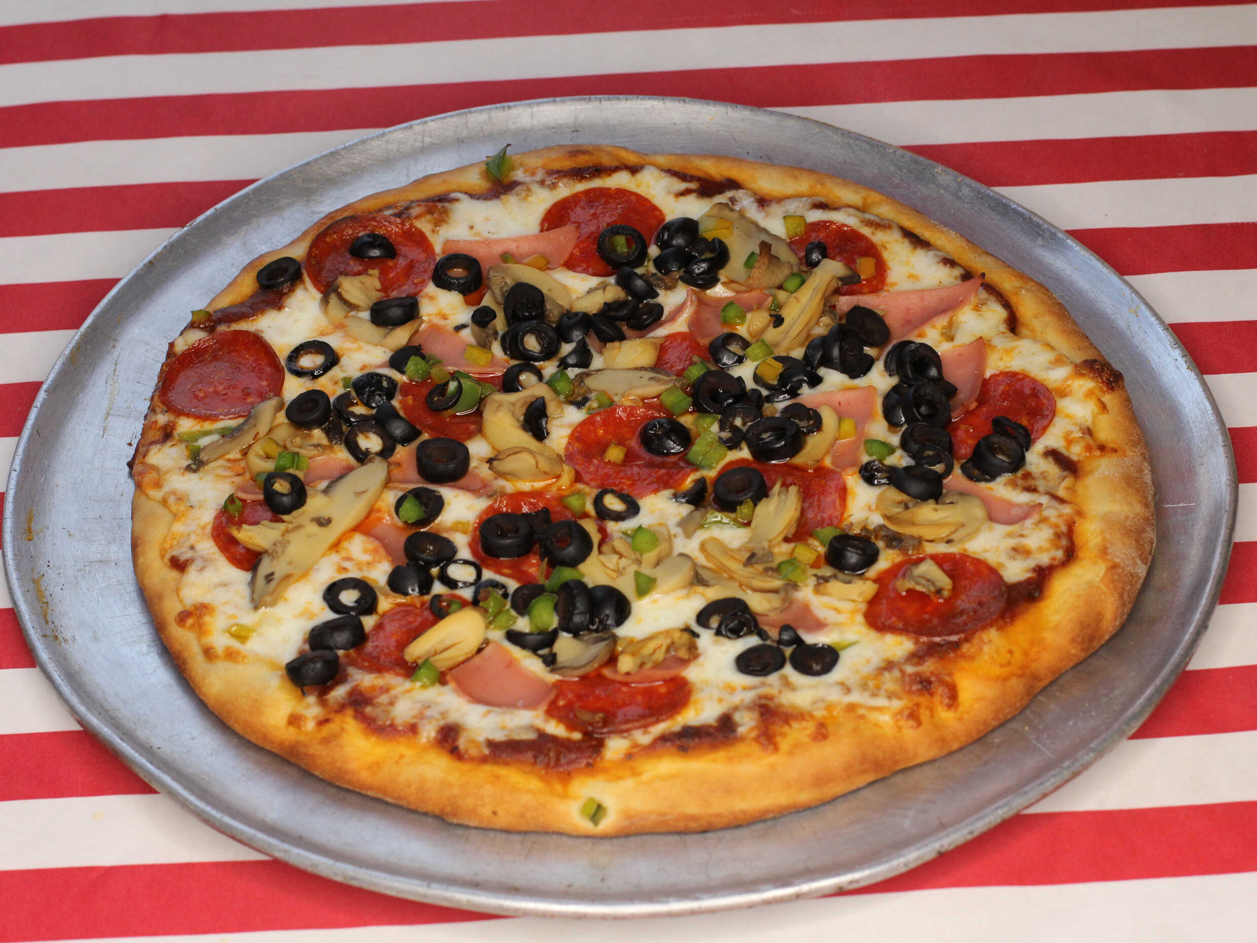 Pizza Delux