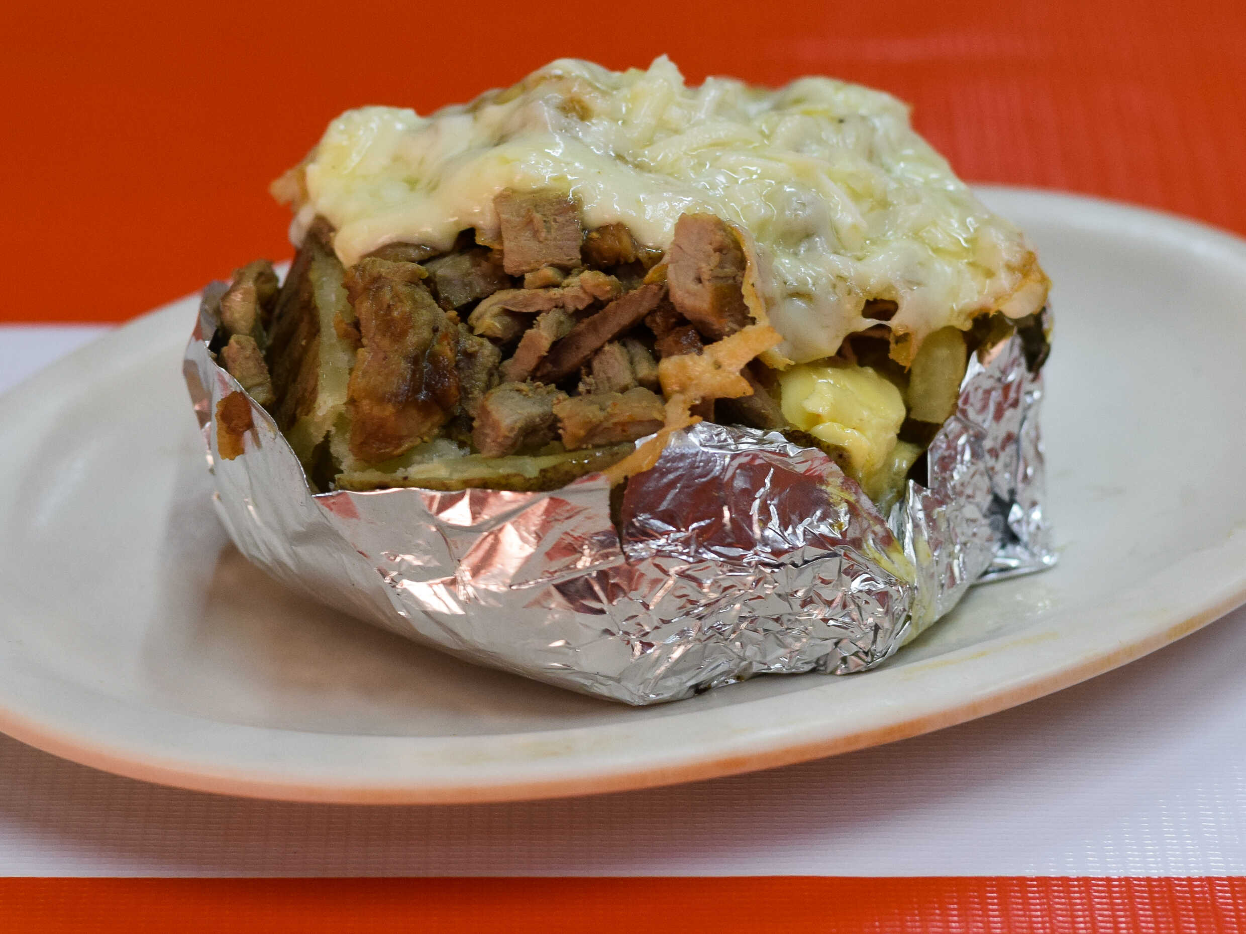 Papa con Bistec