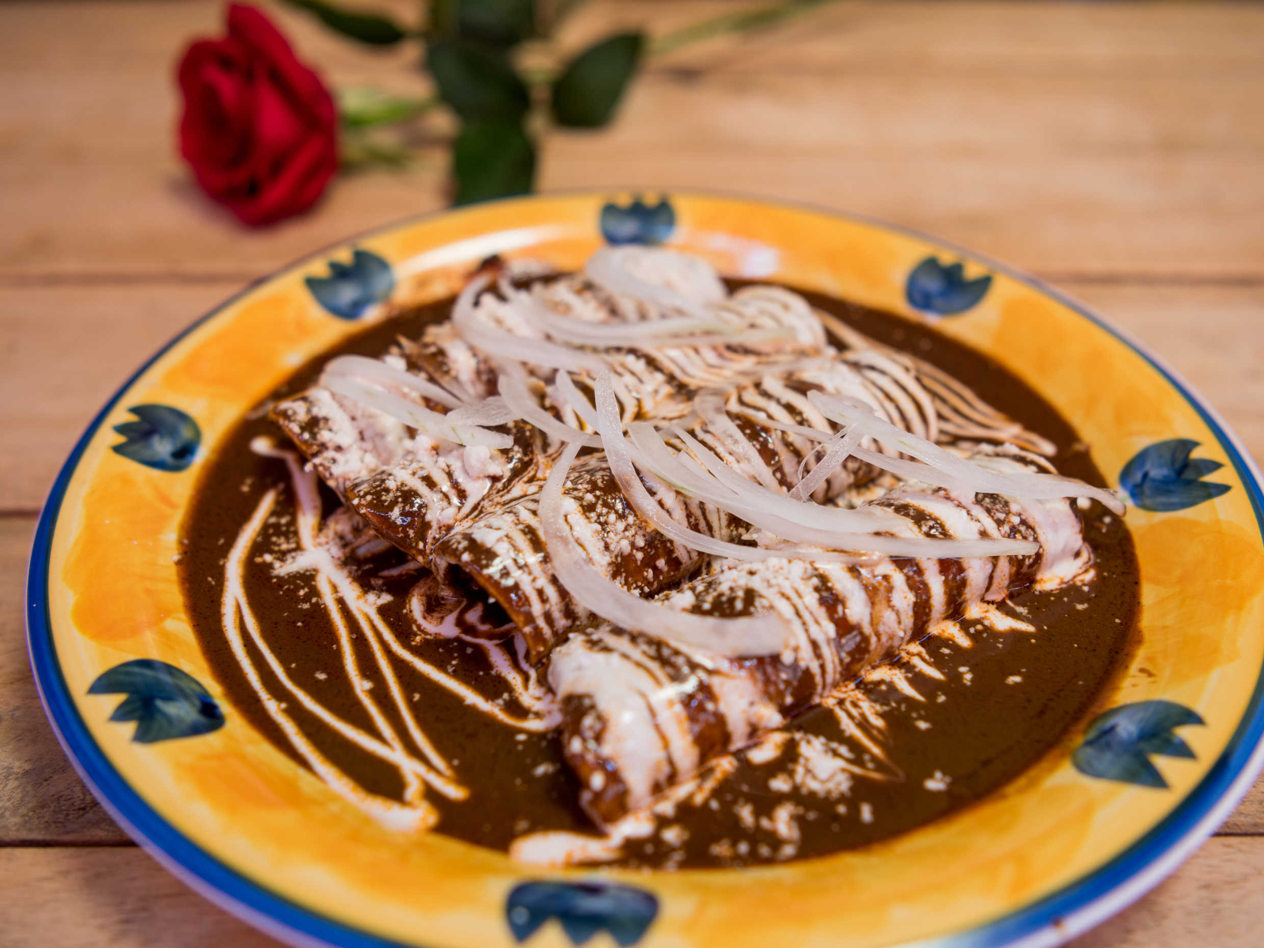 Orden de Enchiladas de Mole