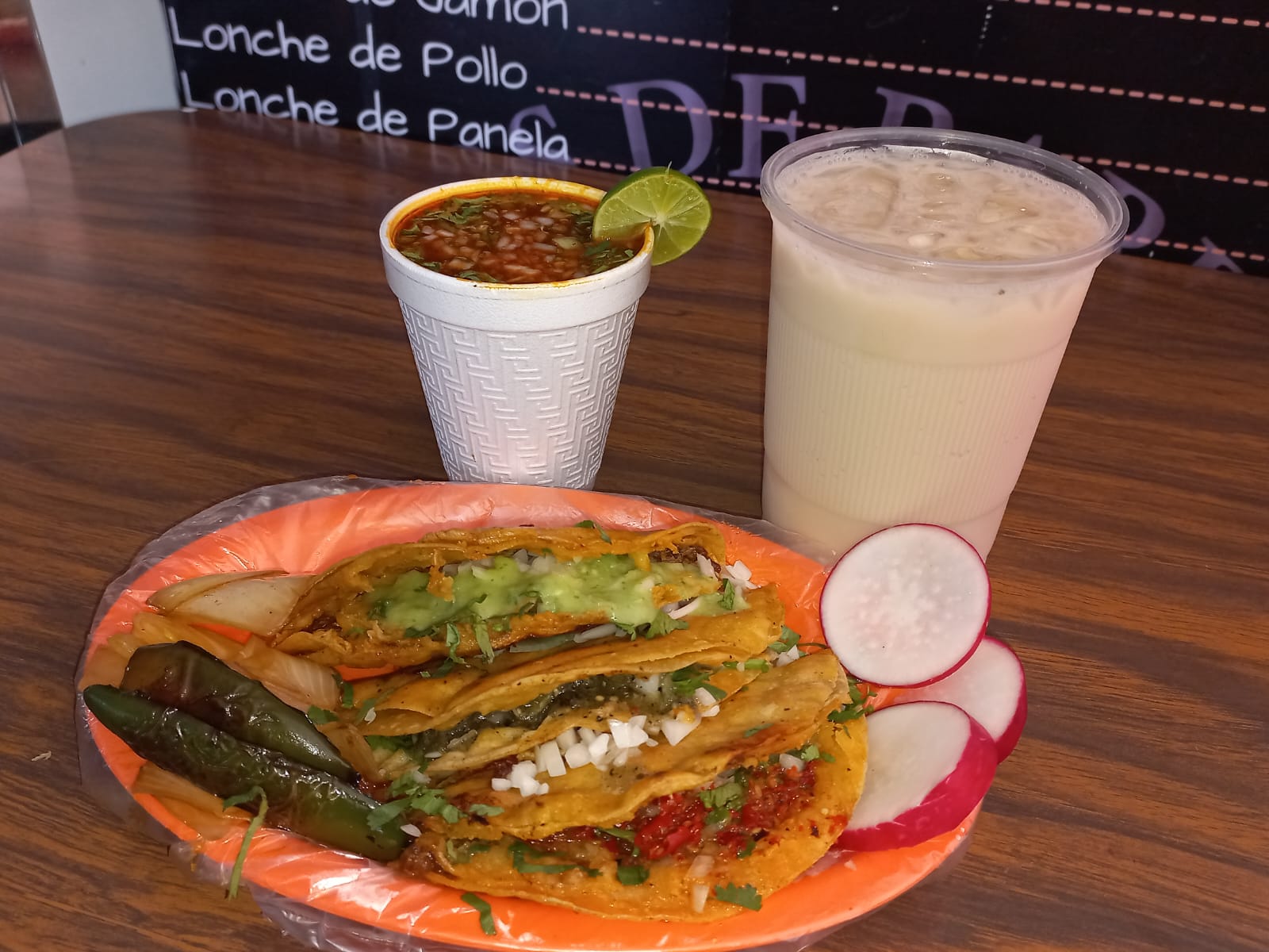 Taco Dorado de Barbacoa