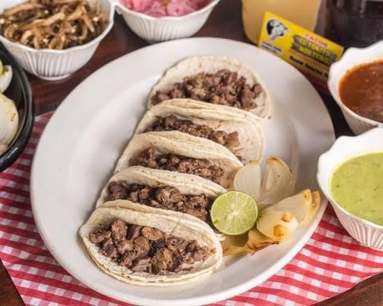 Taco de arrachera.