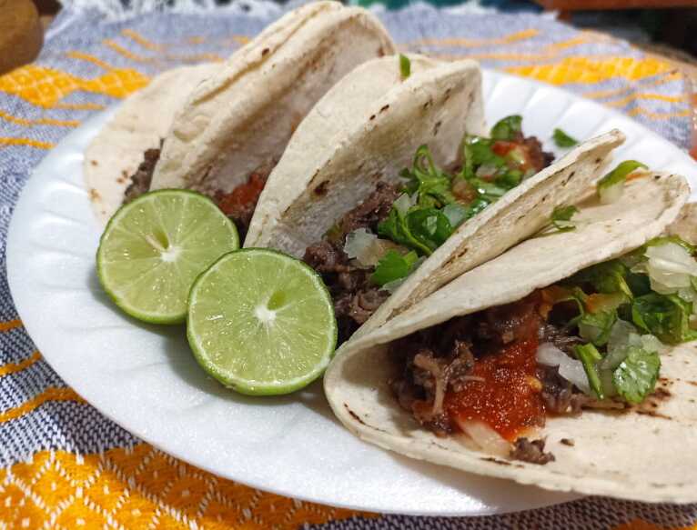 Orden de 4 Tacos de Barbacoa