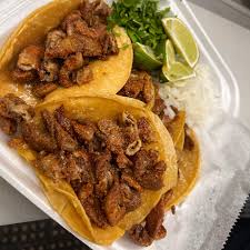 Orden de Tacos de Tripa Doradas
