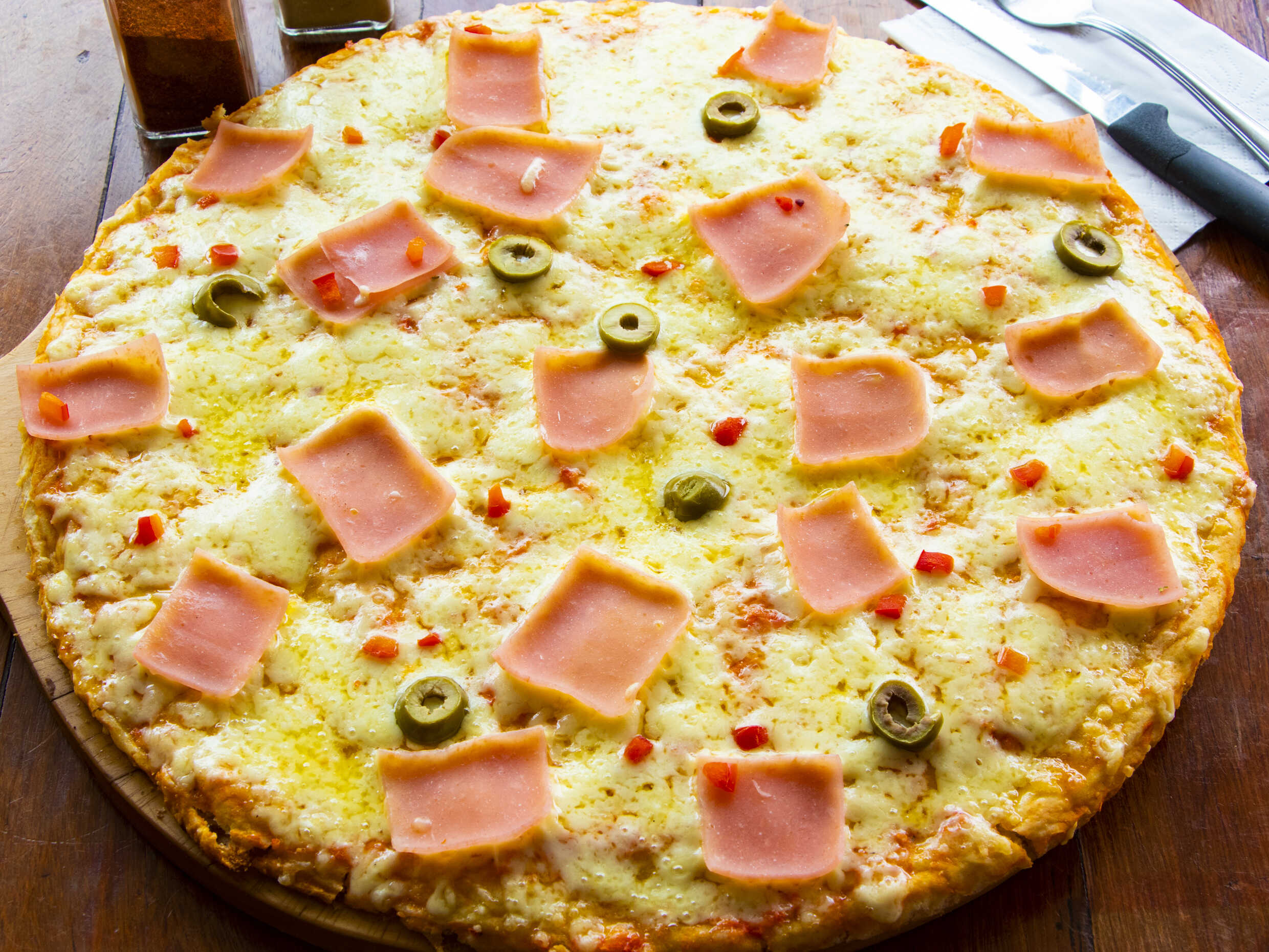Pizza Americana Familiar  8 Pedazos
