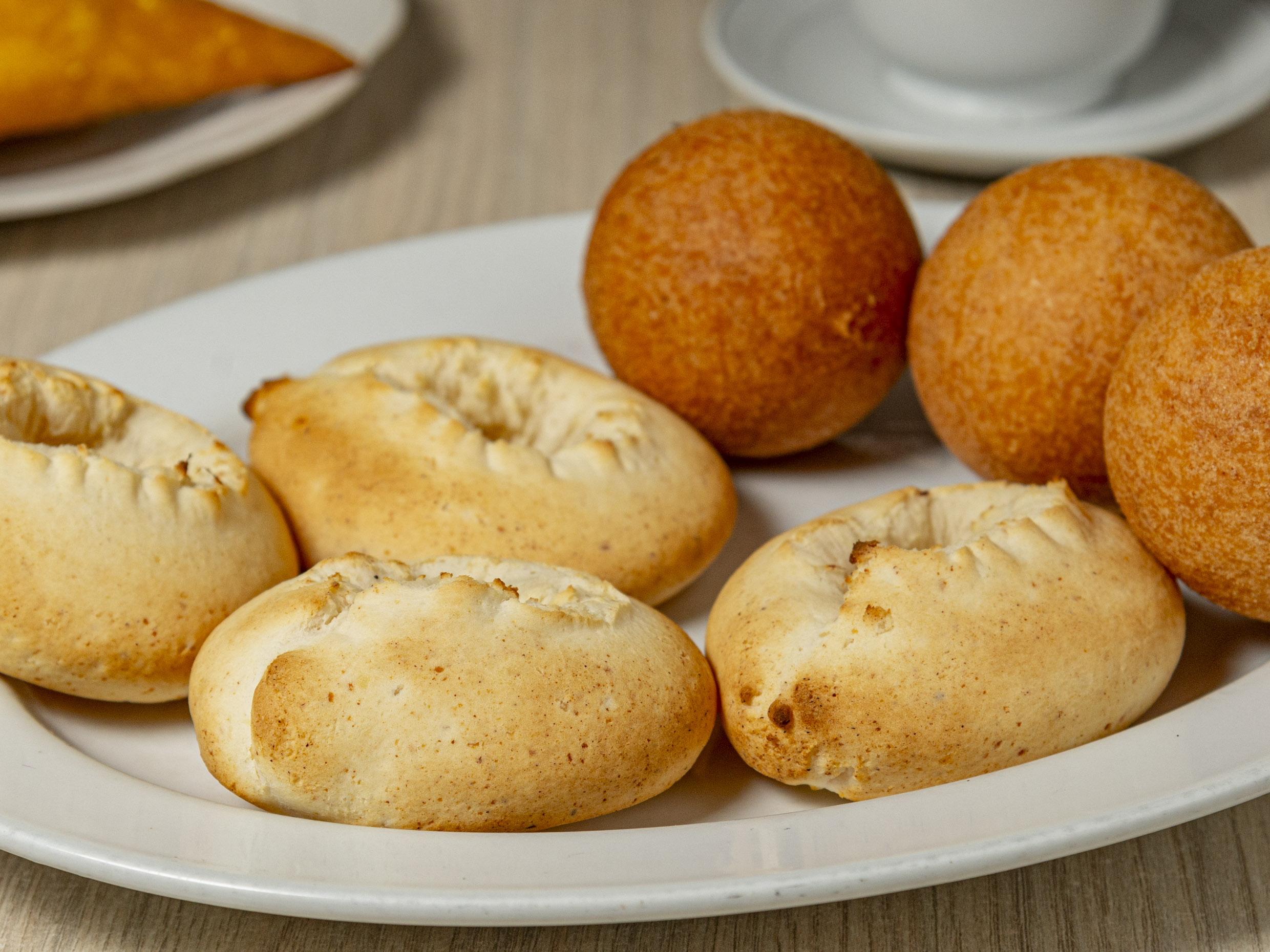 Combo-Pan de Bonos y Buñuelos Paga 5 Lleva 7