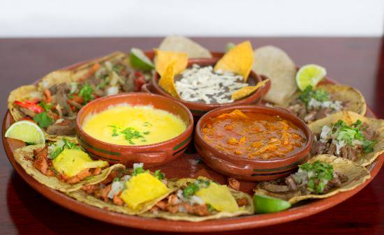 Plato Surtido de Tacos