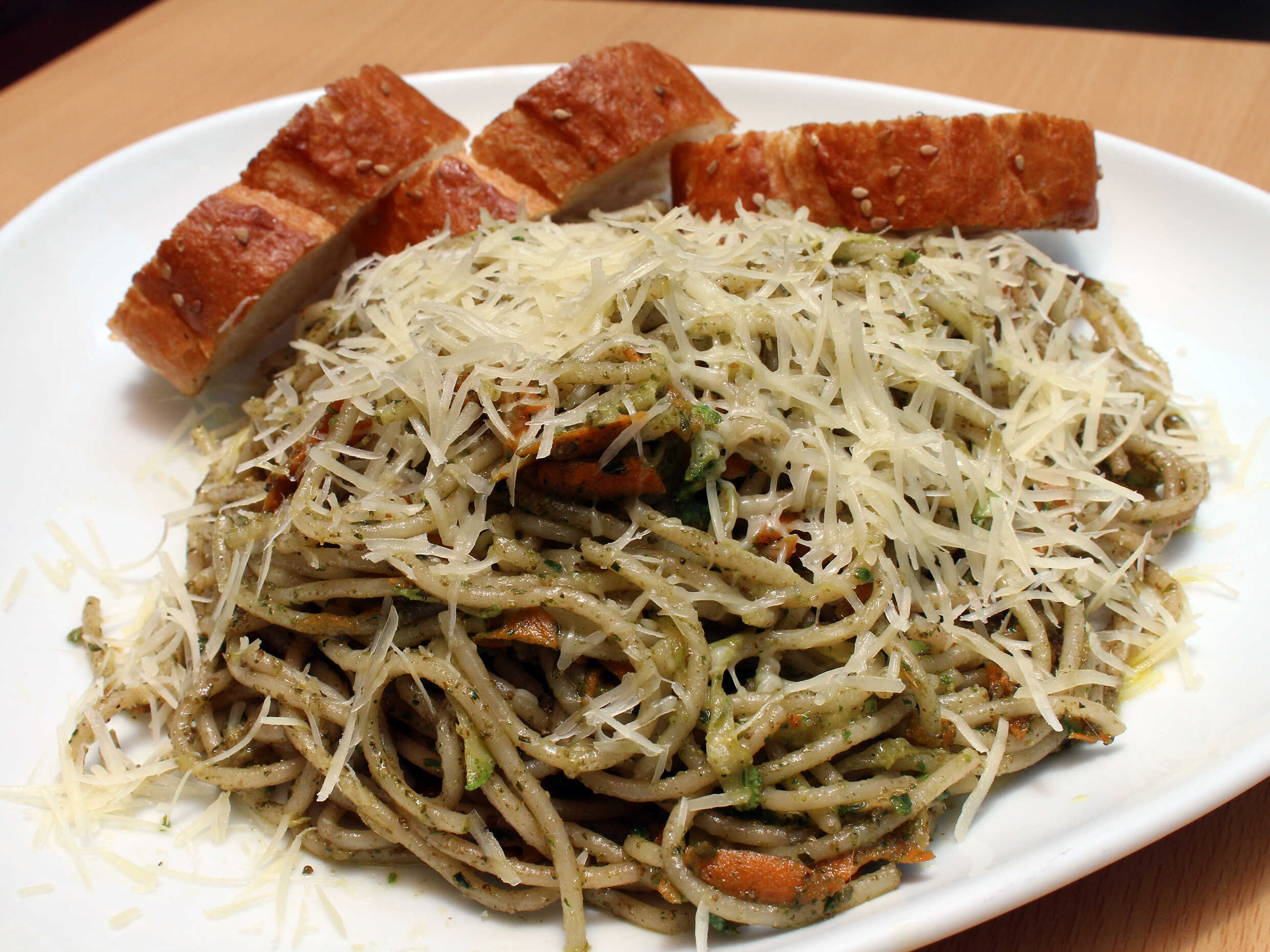 Espagueti al Pesto