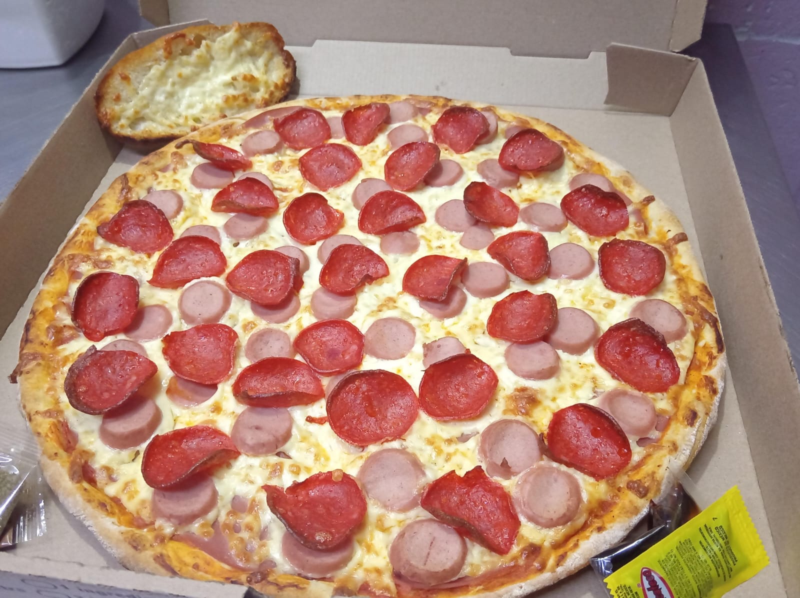2 Pizzas Grandes con 2 Ingredientes