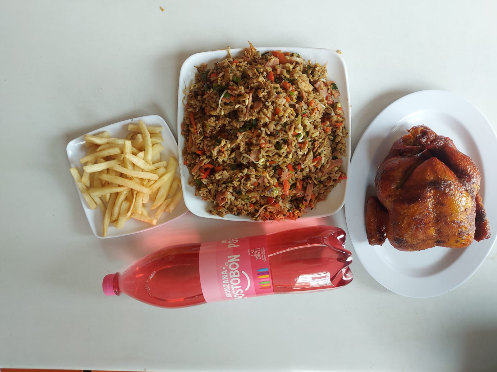 Arroz chino + 1 Pollo Asado + Gaseosa 1 LT
