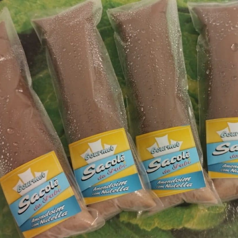 Deliciosa base gourmet cremosa com Amendoim torrado e a deliciosa Nutella.