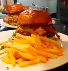Hamburguesa La Colombiana