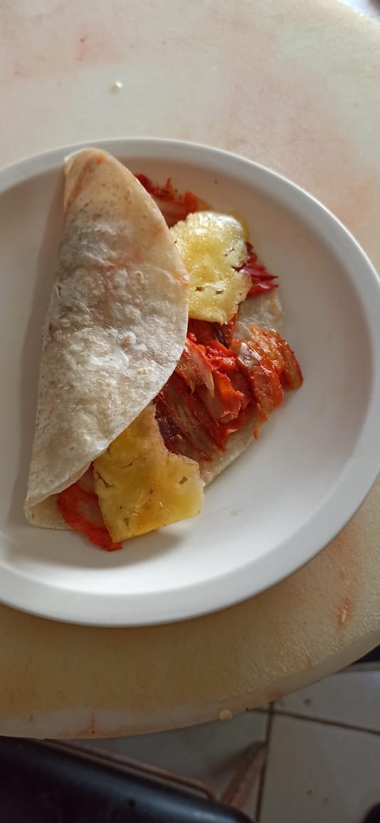 Quesadilla con al Pastor( gringa)
