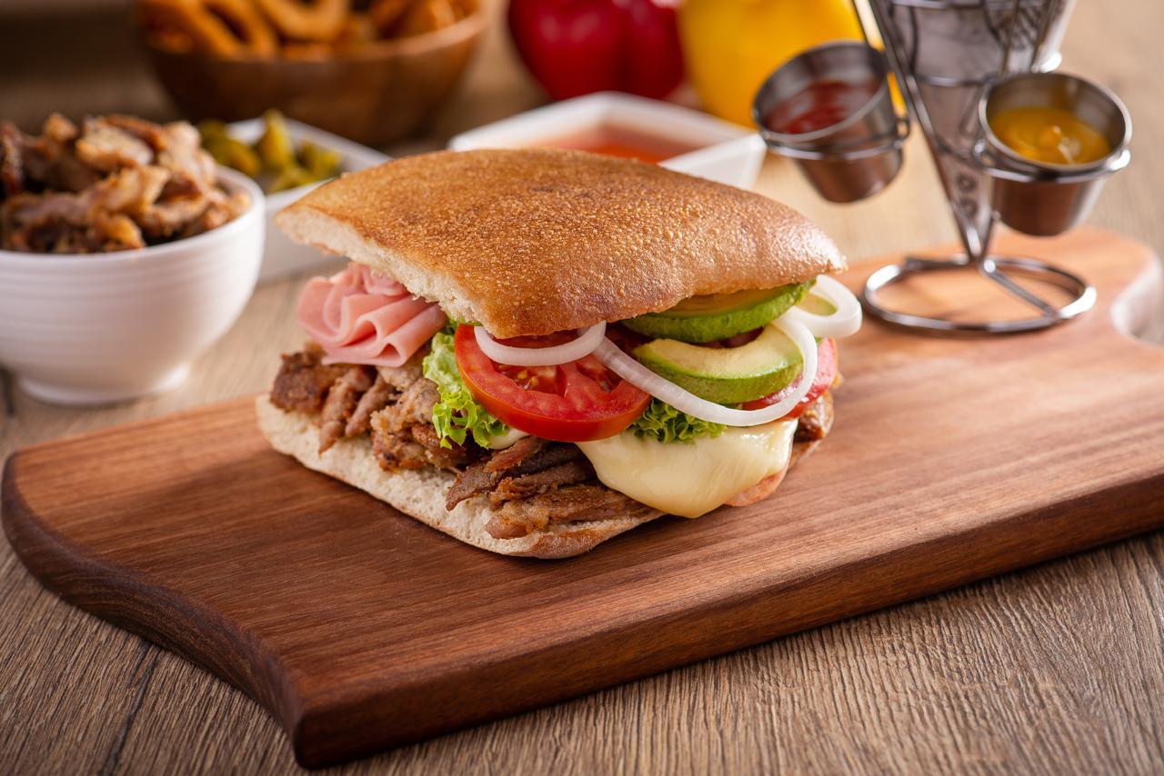 Torta Especial Cubana