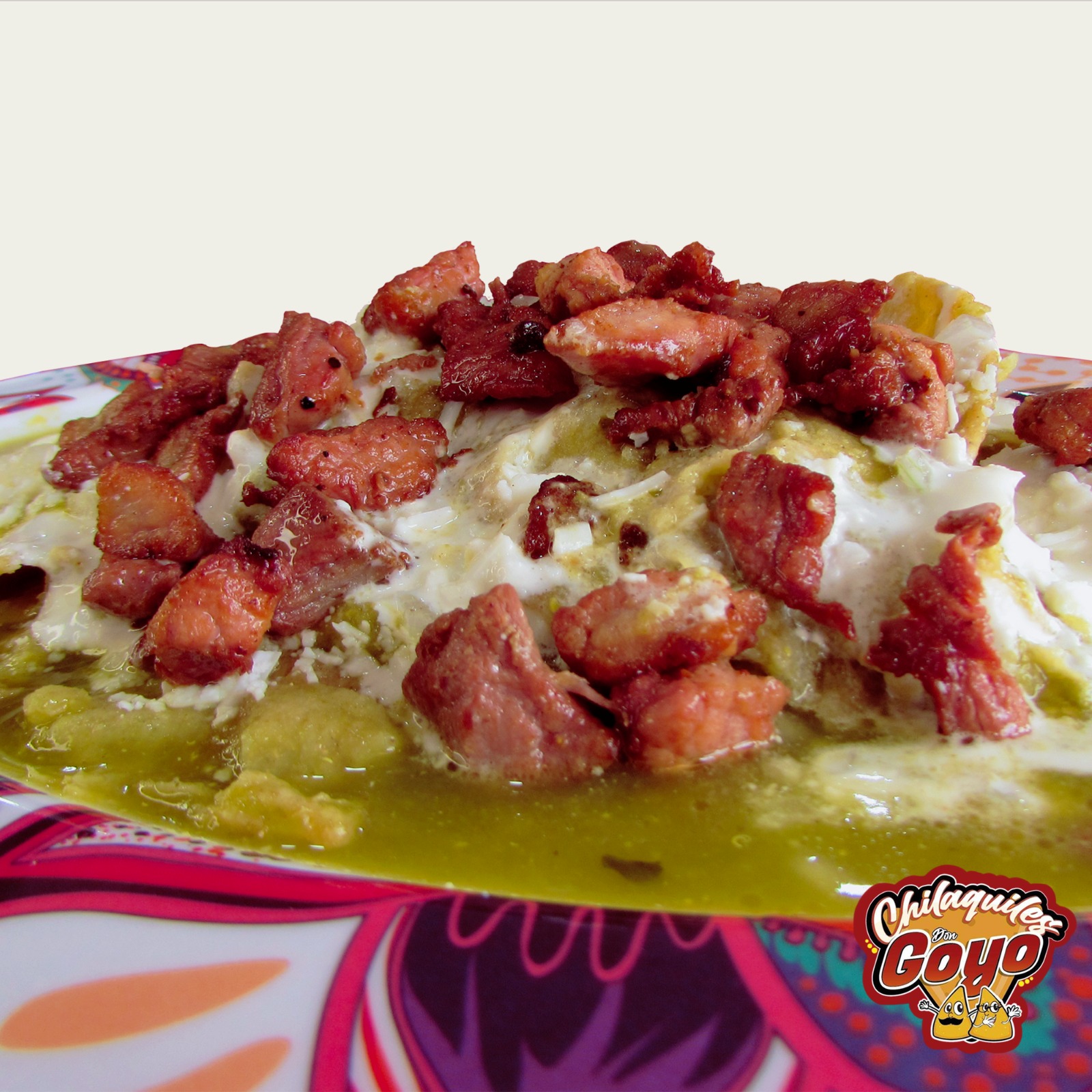 PLATILLO DE CHILAQUILES CON ARRACHERA
