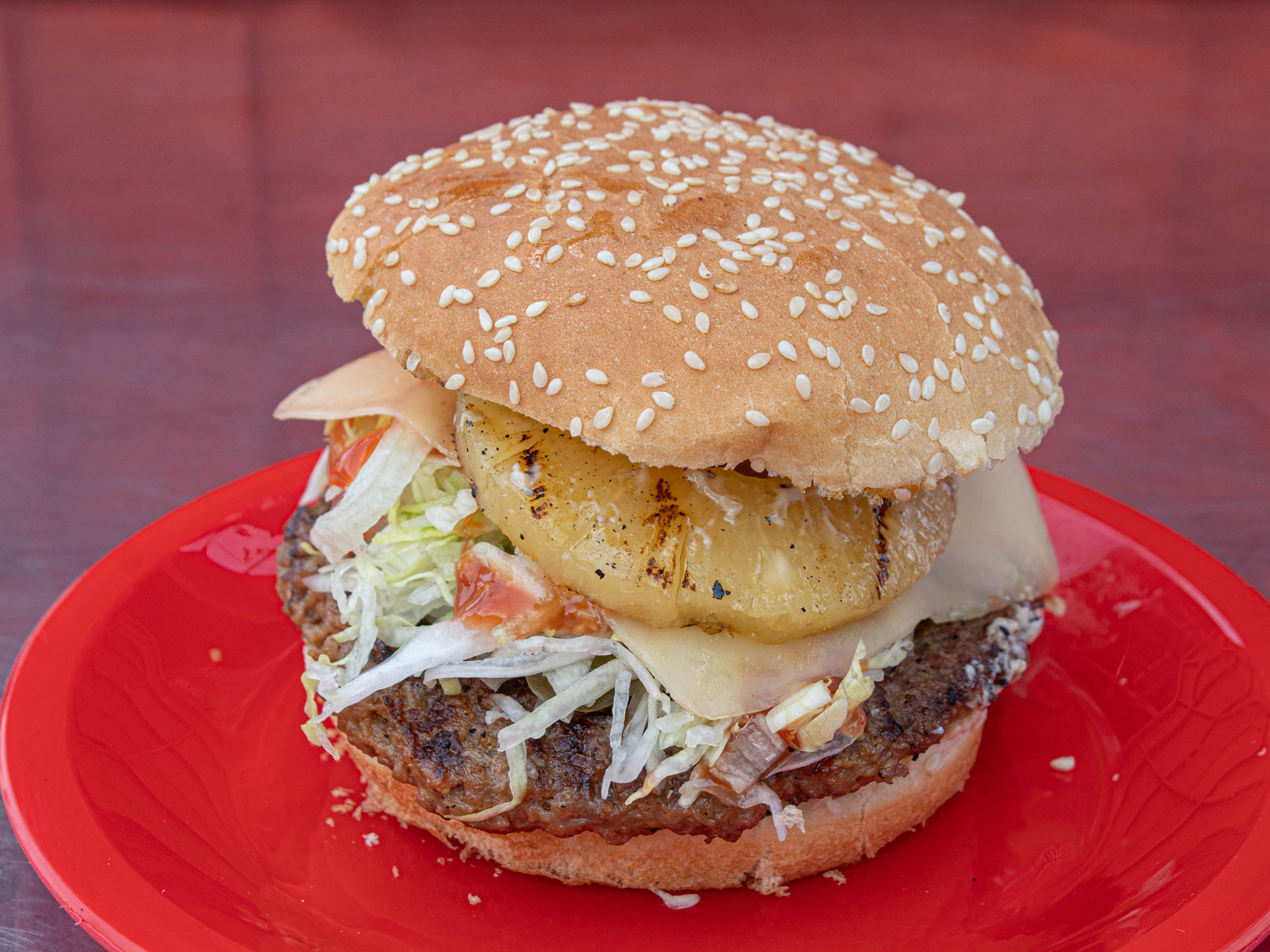 Hamburguesa con Queso y Piña